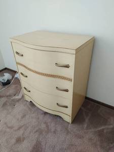 lot 44 image: MCM Starline Dresser