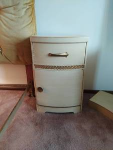 lot 47 image: MCM Starling Nightstand
