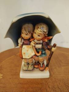 lot 112 image: Stormy Weather Hummel by Goebel