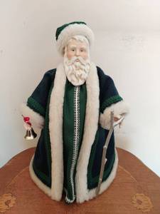lot 132 image: Father Christmas