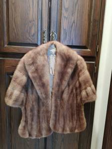 lot 160 image: Fur Stole