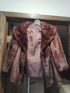 lot 159 image: Fur Coat