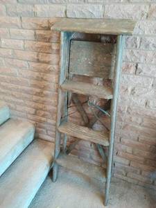 lot 166 image: Ladder