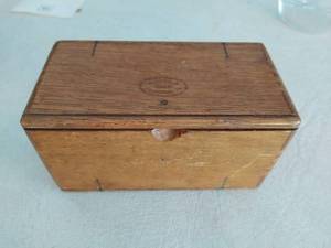 lot 171 image: Sewing Machine Accessories