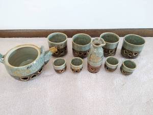 lot 180 image: Tea Set
