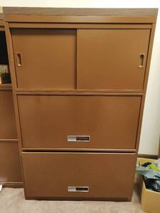 lot 77 image: Filing Cabinet