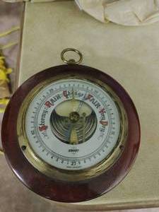 lot 85 image: Swift Barometer