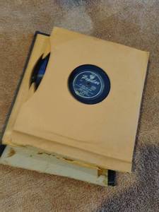 lot 217 image: Collection Of 15 Vinal Records