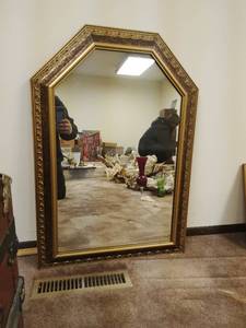 lot 230 image: Wall Mirror