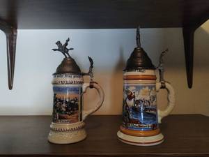 lot 190 image: Two Steins