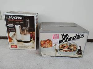 lot 319 image: Food Processor & Electric Table  Range