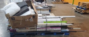 lot 115 image: Wholesale Mixed Pallet (Building materials patio chair) - Scratch & dent. May be missing pieces.