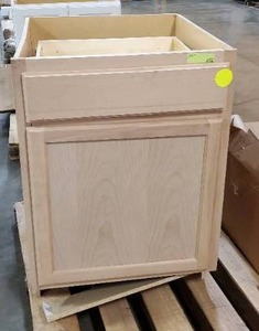 lot 166 image: Kitchen Base Cabinet 24 x 34-12 (Cosmetic damage)