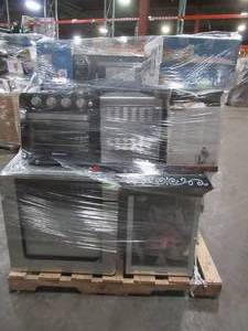 lot 320 image: MIXED PALLET (Approximately 13 Pieces) OF MICROWAVES, SMALL APPLIANCES, ROBOT VACUUMES AND MORE - ALL ITEMS HAVE ELECTRICAL ISSUES.