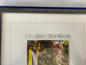 lot 16 image: 12 X 18 IN PICTURE FRAME 2 PACK