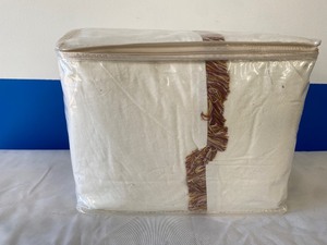 lot 61 image: OPAL HOUSE FULLQUEEN DUVET