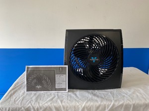 lot 40 image: VORNADO WHOLE ROOM AIR CIRCULATOR FAN
