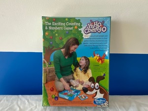 lot 58 image: HI HO CHERRY-O BOARD GAME