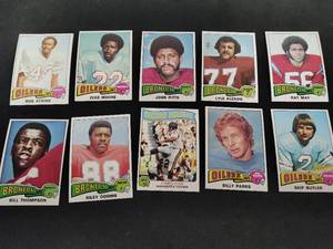 1975 Topps Football Trading Cards
