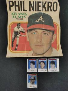 Phil Niekro Poster & Four Cracker Jack Ball Park Legends Cards