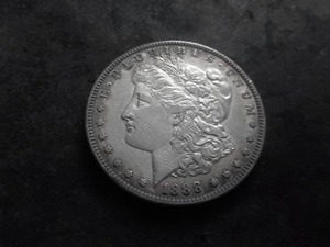 lot 40 image: 1888 S Silver Morgan Dollar