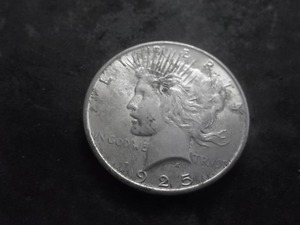 lot 66 image: 1925 Silver Peace Dollar
