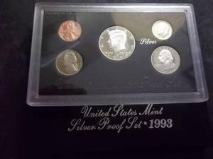lot 97 image: 1993 US Silver Proof Set