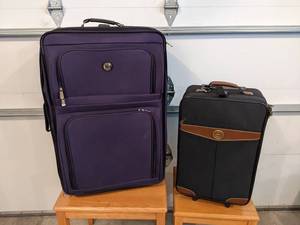 2-Piece Set of Rolling Luggage Good Condition, Oleg Cassini (Purple), Compass (Black) - NO SHIPPING