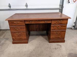 Nice Wood Office Desk - Measures 59 Wide x 30 Deep x 29 Tall - Please bring help to remove - This is located in the Attached Garage - NO SHIPPING ON THIS AUCTION