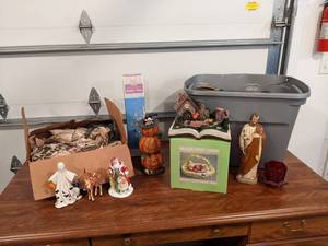 Large Lot of Halloween, Easter, Thanksgiving Dcor - NO SHIPPING