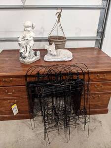 Lot of Garden Statues, Fencing and More - NO SHIPPING
