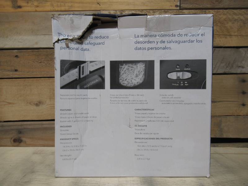 lot 145 image: Insignia - 6-Sheet Crosscut Shredder - Black