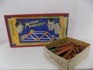 lot 45 image: Toys Vintage