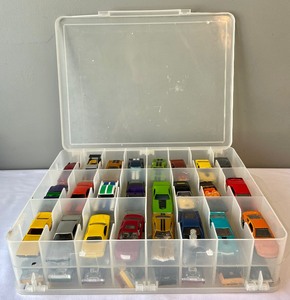 lot 10 image: Lots of Cars and a Carrying Case