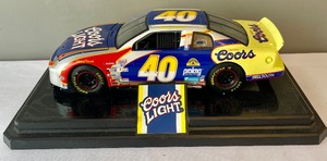 lot 13 image: Coors Light #40 Die Cast Car