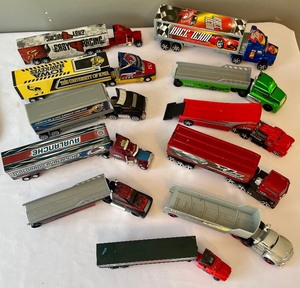 lot 44 image: Semi Trucks Galore