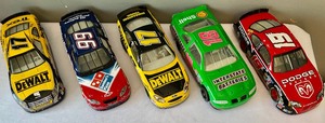 lot 143 image: 5 Die Cast Race Cars