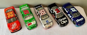 lot 127 image: 5 Diecast Race Cars