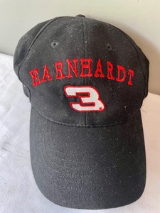 lot 119 image: Racing Hats