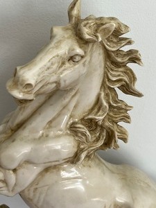 Resin Horse Statue Figurine