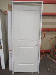 Mmi 32 in. x 84 in. Smooth Carrara Left-Hand Solid Core Primed Molded Composite Single Prehung Interior Door.