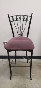 lot 618 image: Bar Height Metal Chair - Scratch & Dent