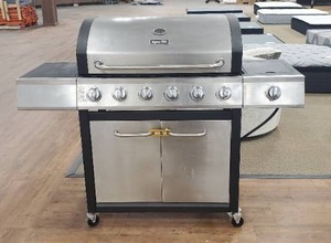 lot 643 image: Dyna-glo Propane Gas Grill with Side Burner on Casters