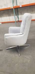 lot 757 image: Lorell Collaborative Lounge Chair in Gray, LLR48160 - Damaged arm