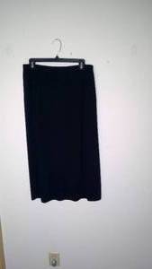 Ming Wong Size Large Black Skirt