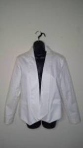 Wasino Size Medium White Blazer