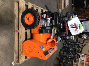 Pallet with Salvage Snow Blowers for Parts or Repair see pictures