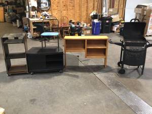 Lot of salvage furniture and misc items  review pictures