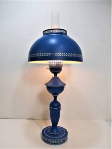Excellent Vintage Tole Blue Metal Table Lamp