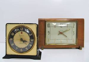 2 Mid Century Desk Clocks